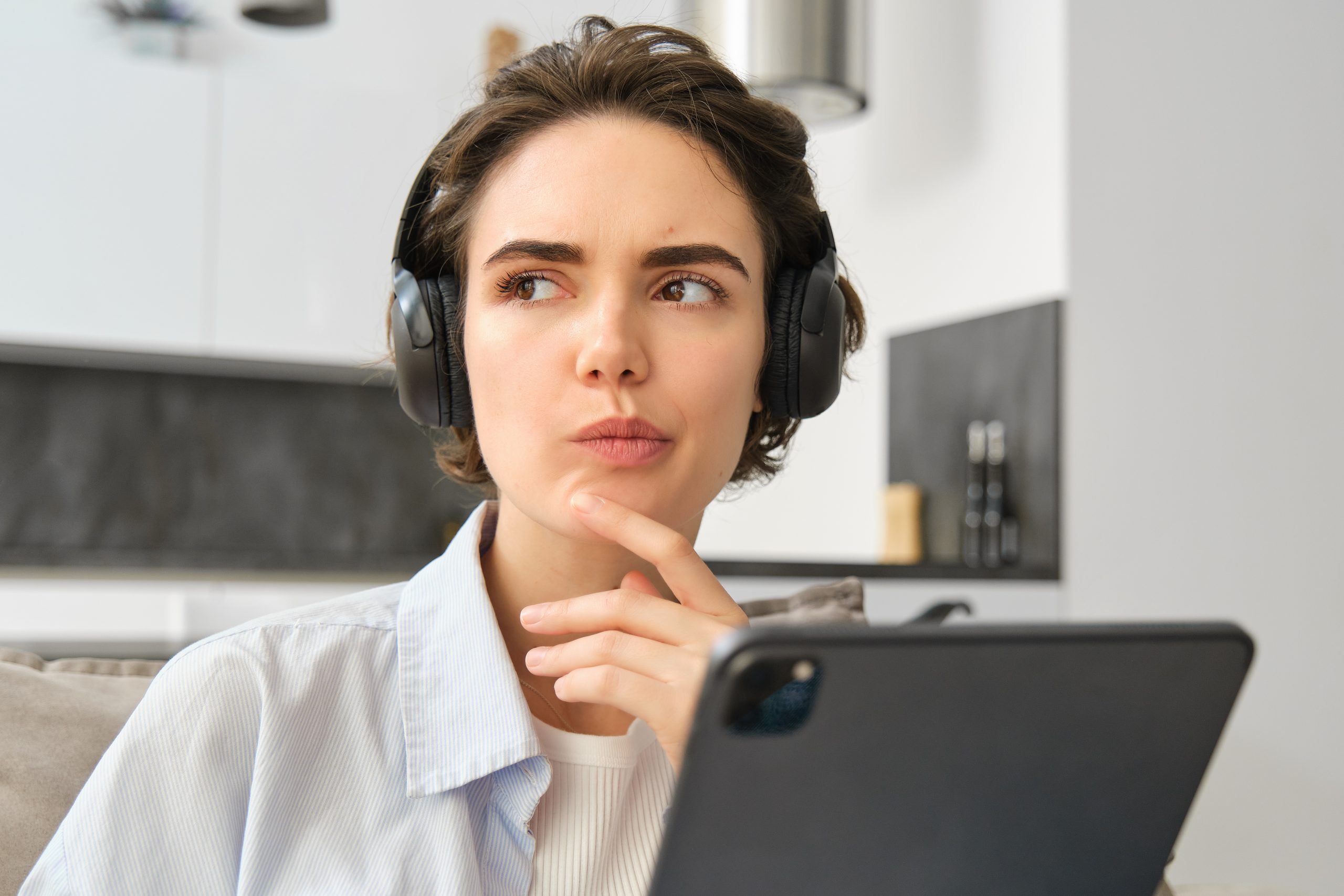 Скорость результата, а не ответа: как ИИ меняет клиентскую поддержку в B2B
